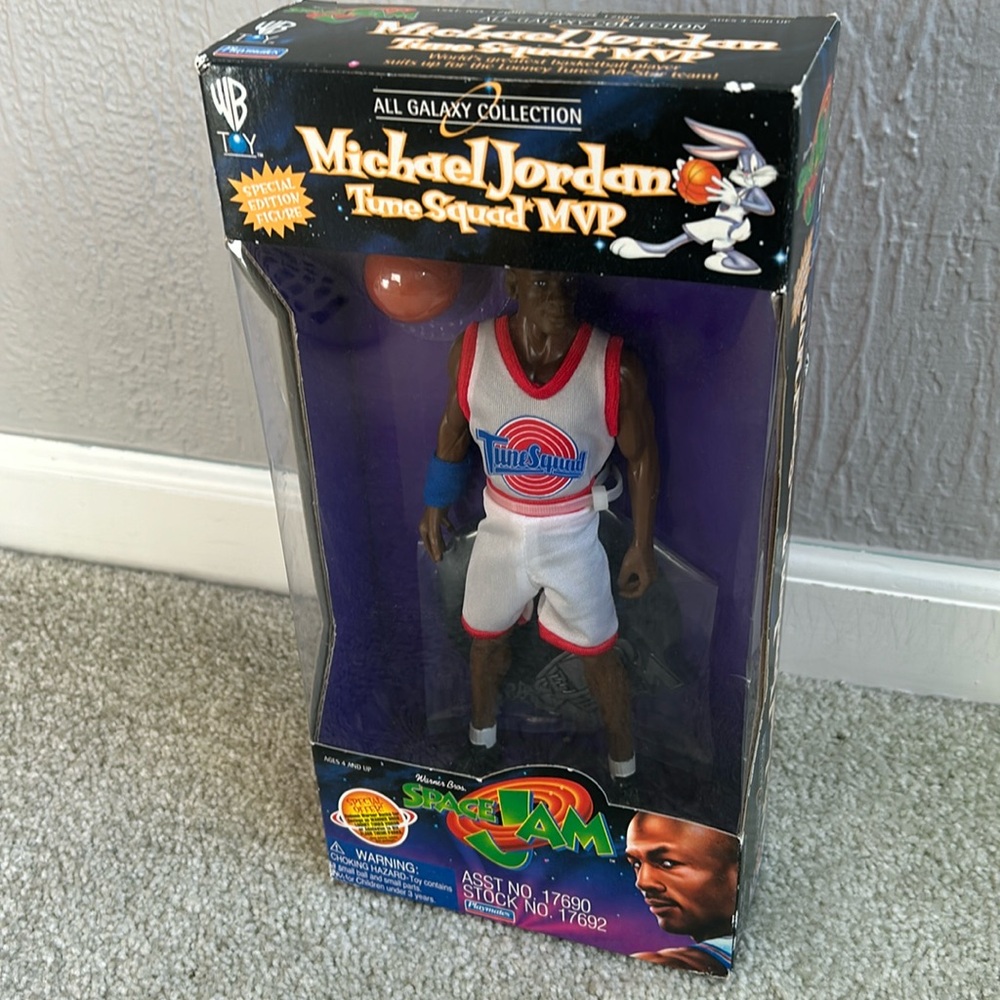 1996 Michael Jordan Space Jam doll, new in box